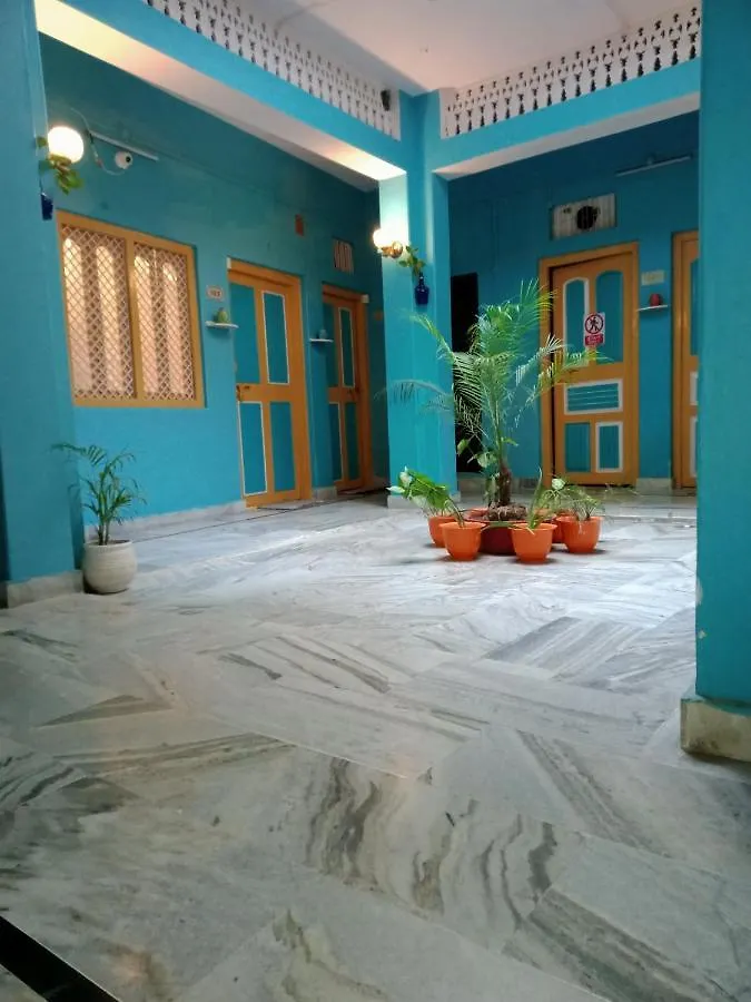 Vibe N Joy Guest House 3*, Benares