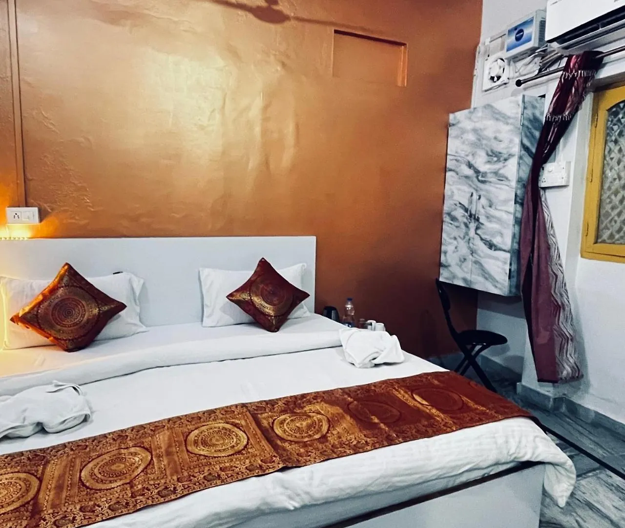 Bed & Breakfast Vibe N Joy Guest House