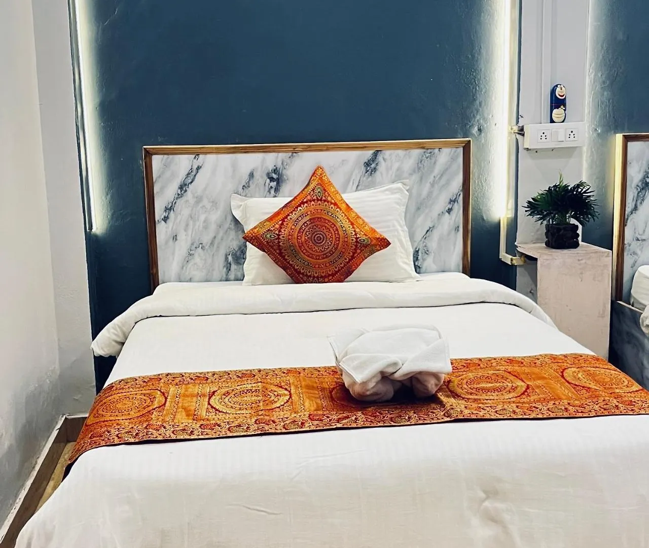 Vibe N Joy Guest House Bed & Breakfast Benares