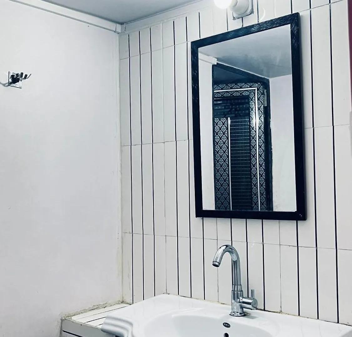 Vibe N Joy Guest House Varanasi