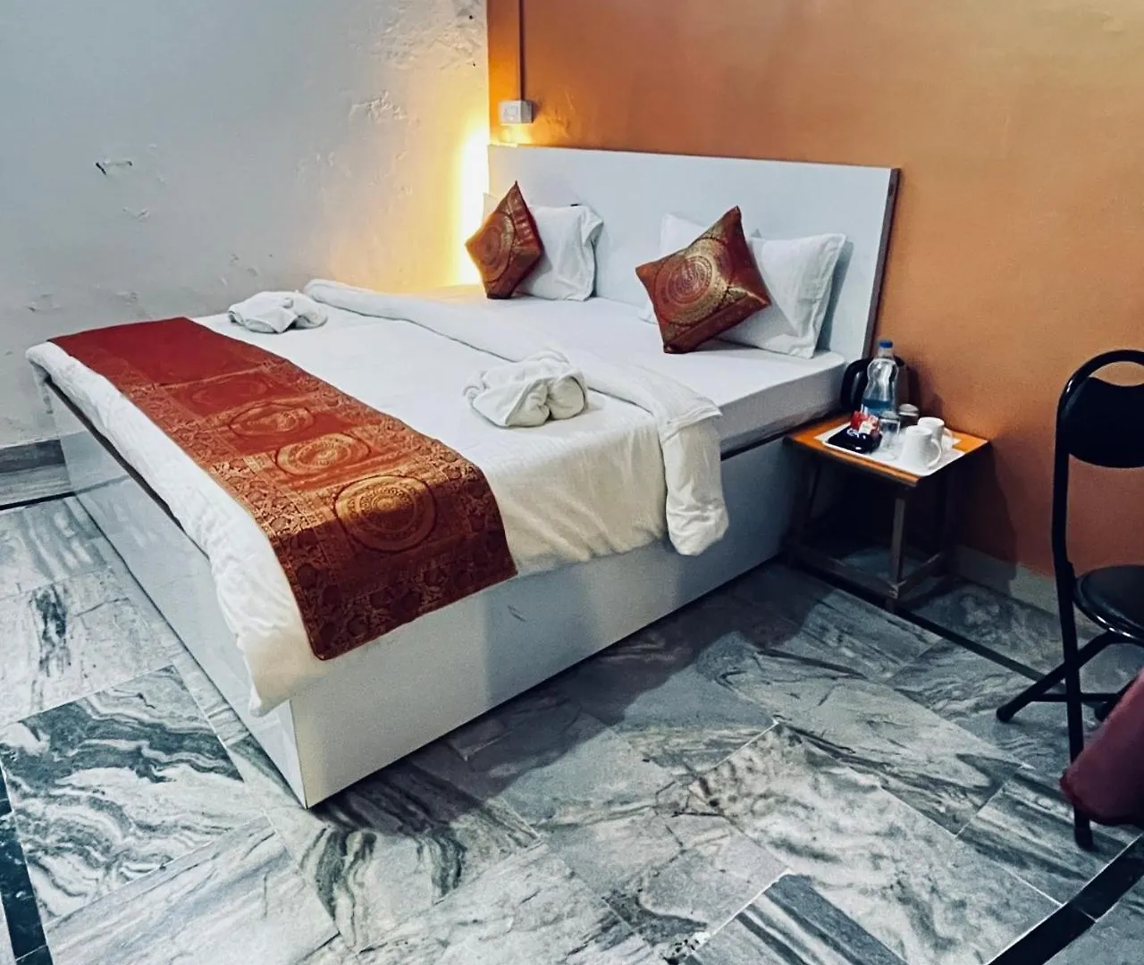 Vibe N Joy Guest House Bed and breakfast Varanasi